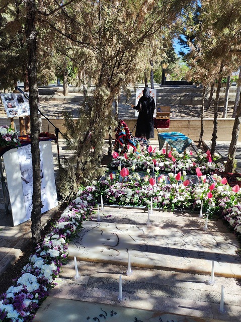 1 1 - مراسم چهلم پروفسور هرمز شمس 